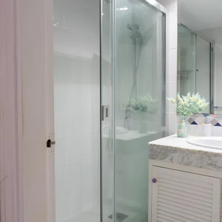 Penthouse Paradise Sea Views Апартаменты *